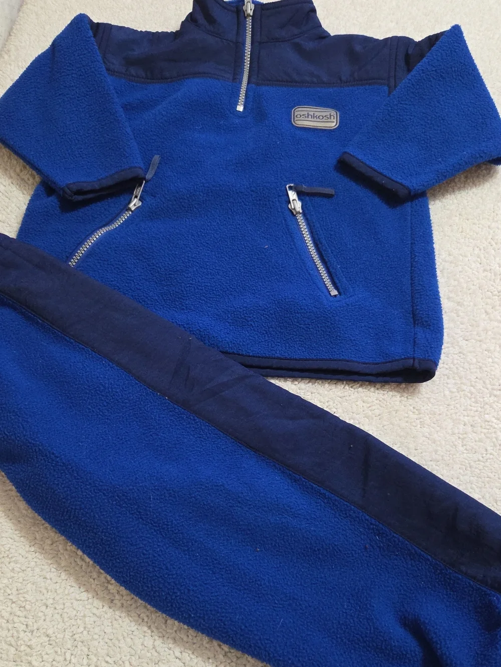 OSH KOSH B'GOSH 2PC TRACK SUIT